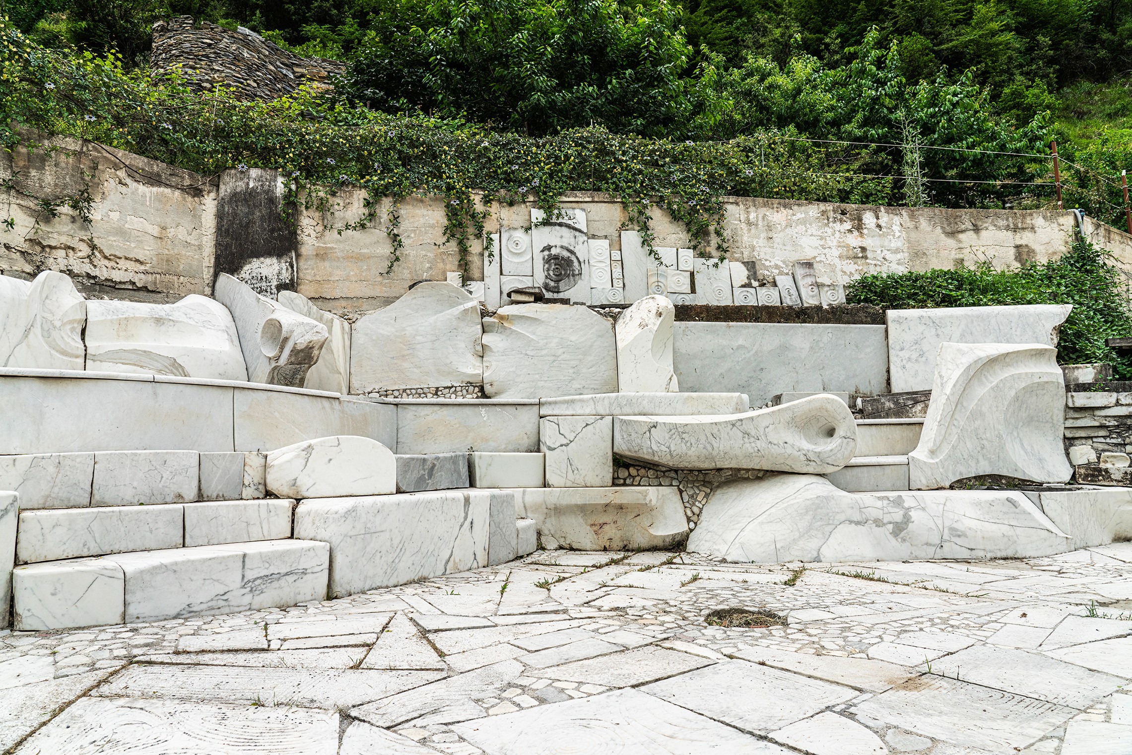marble amphitheatre with a variety of marble sculptures