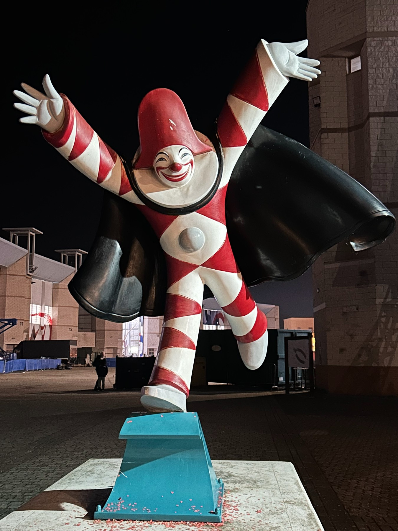 sculpture of Burlamacco the clown-like mascot