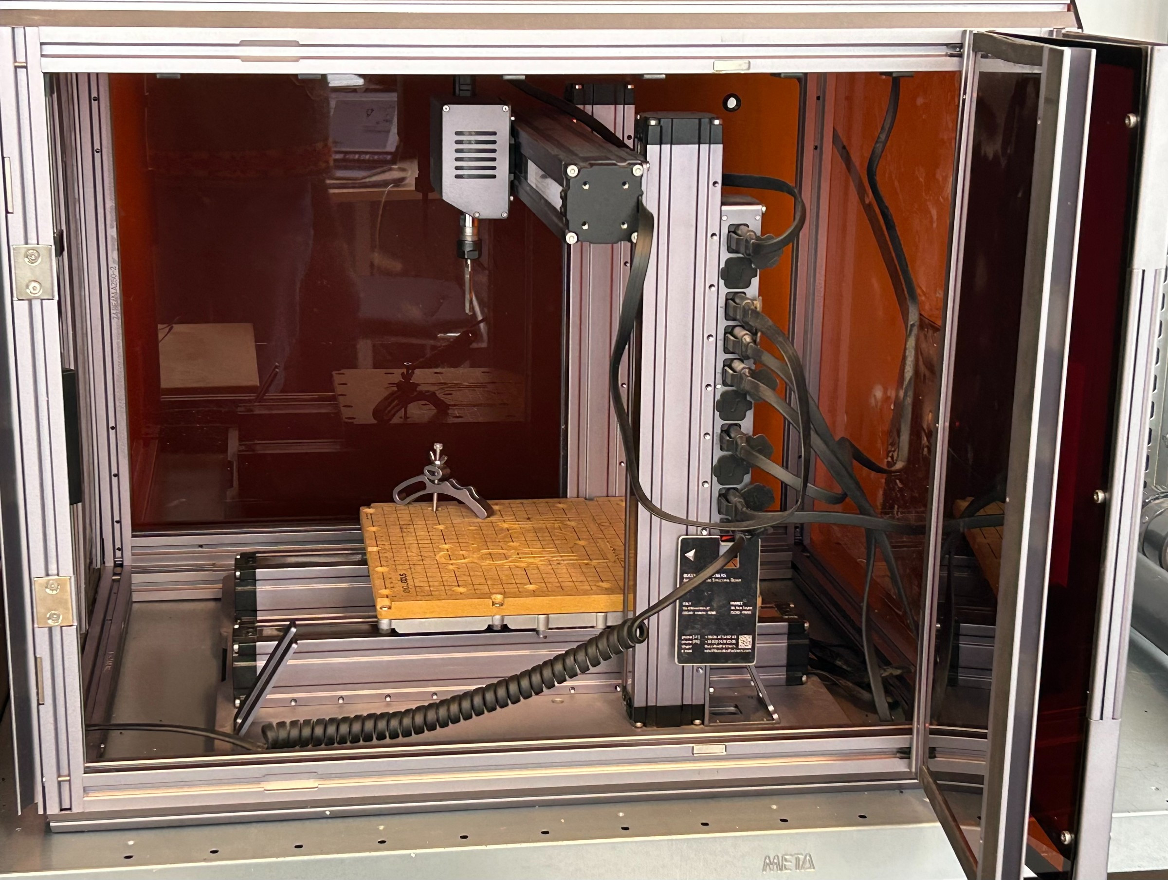 desktop CNC milling machine